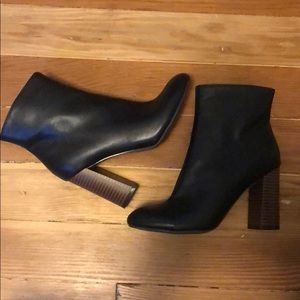 Black Merona Heeled Ankle Boots